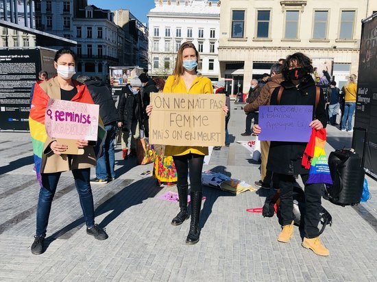 В Турции прошли протесты из-за выхода Анкары из Стамбульской конвенции