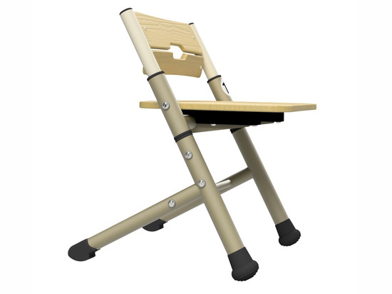 Детям в школах Перми разрешили качаться на стульях в лечебных целях