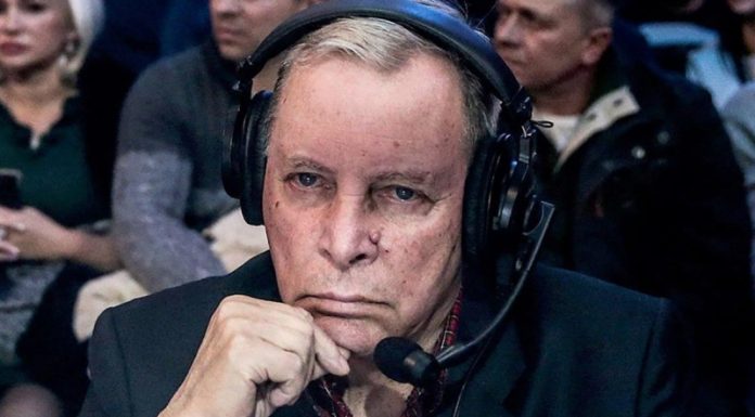 Умер известный комментатор бокса Владимир Гендлин