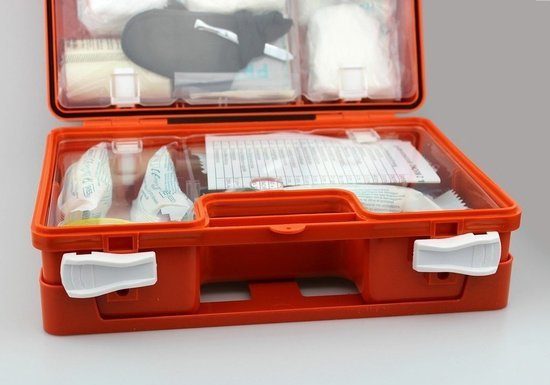 Врачей, которые спасают человека на улице, предложили не наказывать