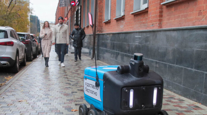 Для роботов-доставщиков решили придумать правила дорожного движения