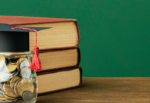 Минпромторг увеличит количество стипендий для ученых и других сотрудников оборонки