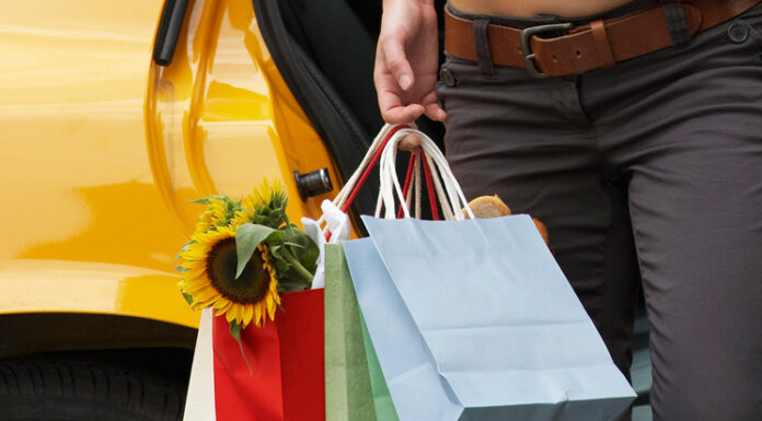 Стало известно, как мозг толкает нас на ненужные покупки