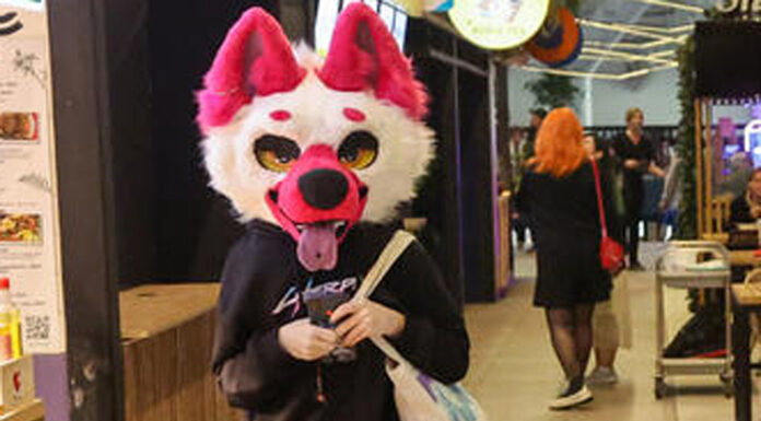 В Госдуме собрались инициировать закон, запрещающий пропаганду «расчеловечивания детей»