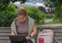 Удаленка выходит из моды: эксперты оценили плюсы и минусы дистанционной работы