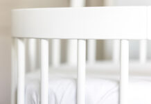 Испытывать детские манежи станут стальными зубами